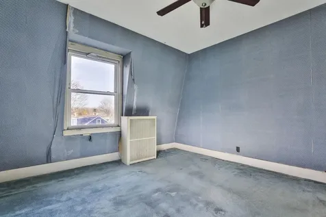 5 Rogers Street Nashua NH 03064