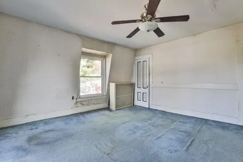 5 Rogers Street Nashua NH 03064