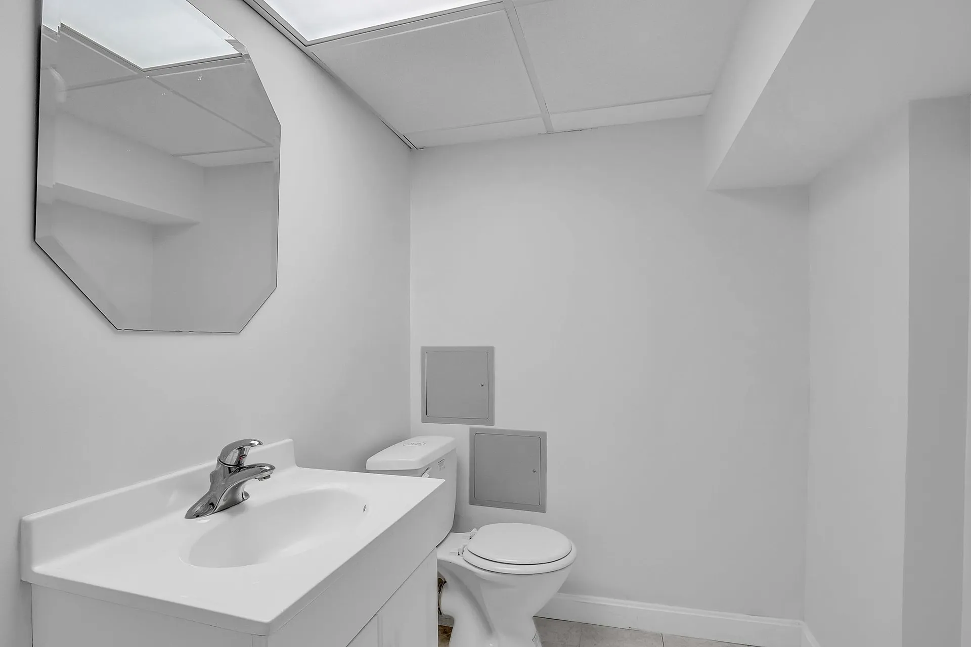 9 Plains Road Bedford NH 03110