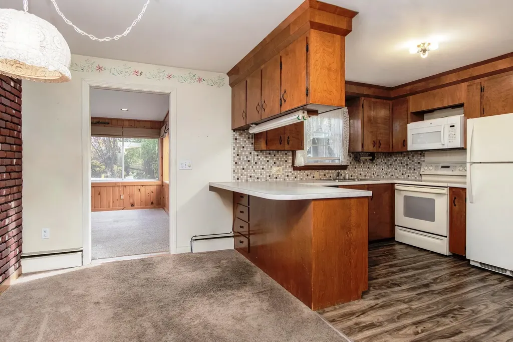 53 Lincoln Street Manchester NH 03103