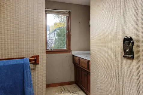 53 Lincoln Street Manchester NH 03103