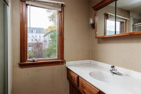 53 Lincoln Street Manchester NH 03103