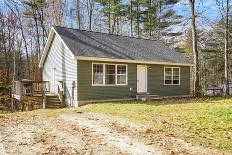 13 Nottingham Road Canterbury NH 03224