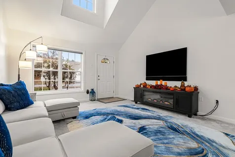 19 Pleasant Street Windham NH 03087