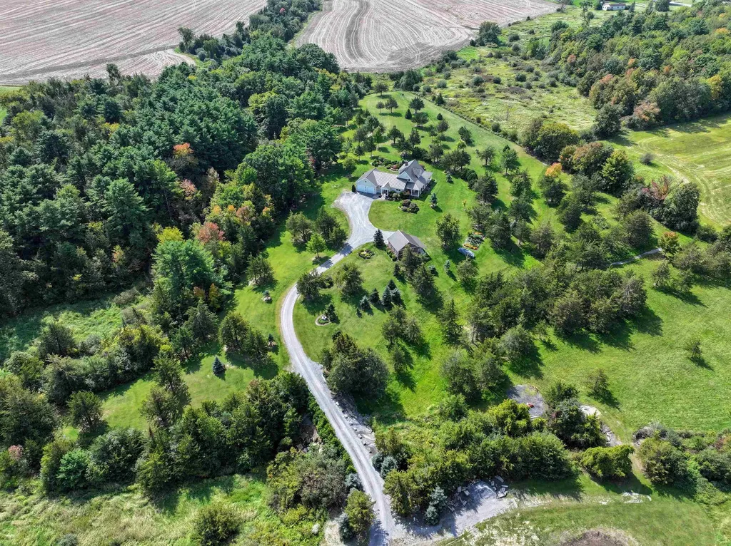 2561 Vt Route 17 Addison VT 05491