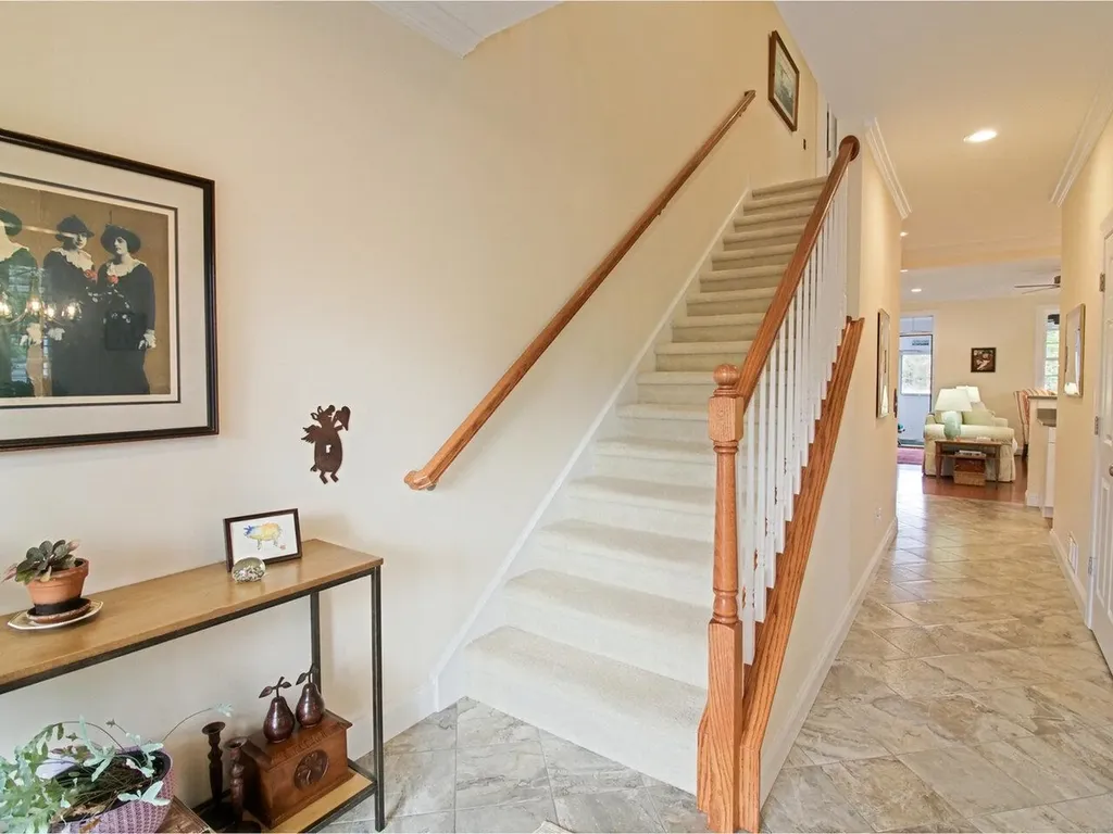 194 North Jefferson Road South Burlington VT 05403