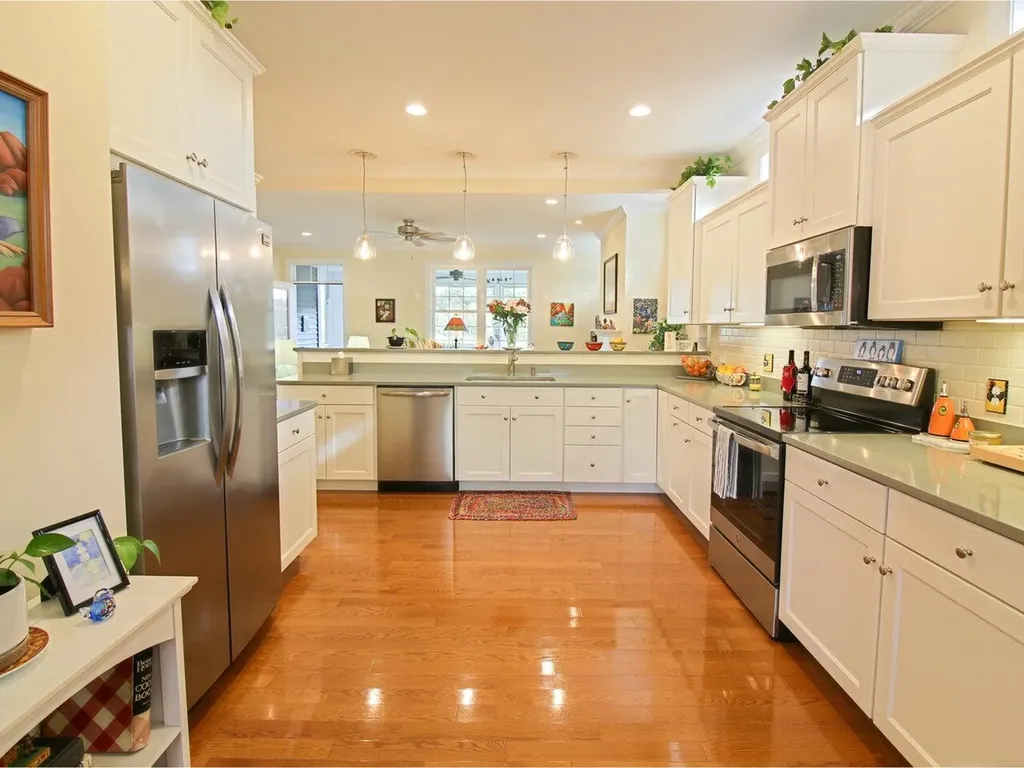194 North Jefferson Road South Burlington VT 05403