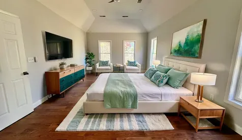 57 Windsor Boulevard Londonderry NH 03053