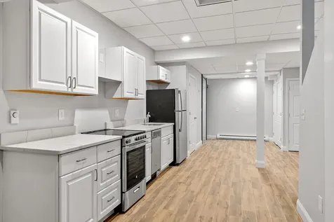 57 Windsor Boulevard Londonderry NH 03053