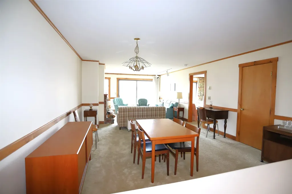 399 Holbrook Bay Commons Newport Town VT 05857