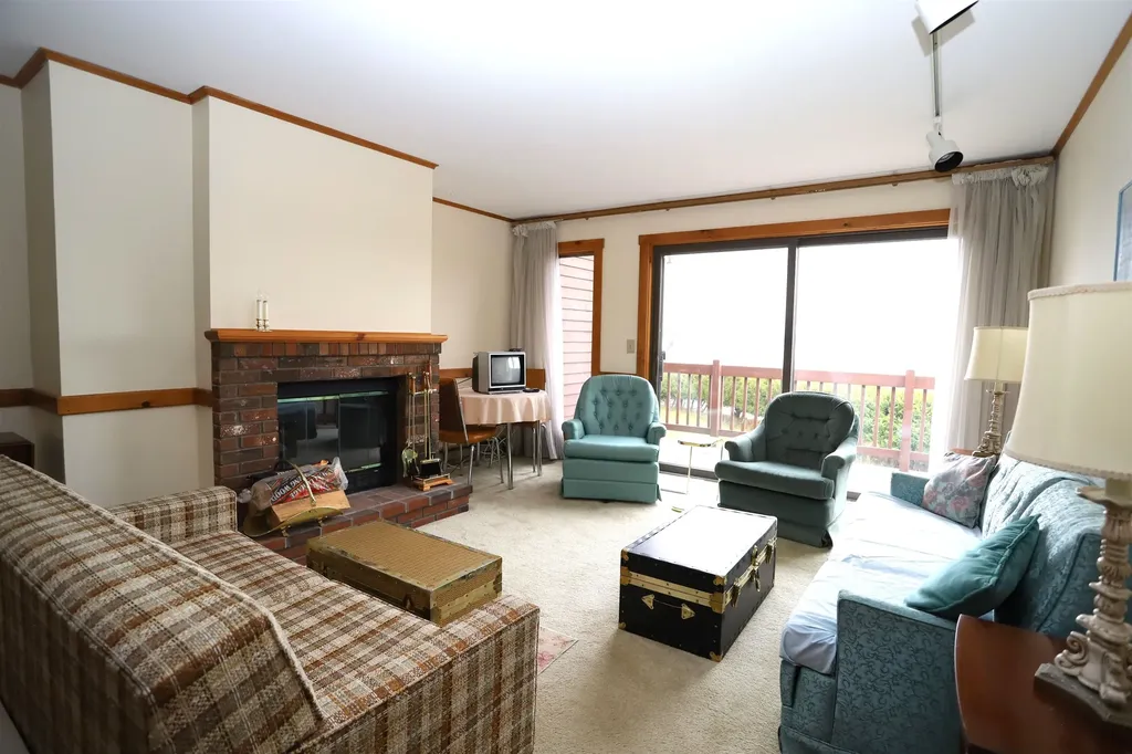 399 Holbrook Bay Commons Newport Town VT 05857