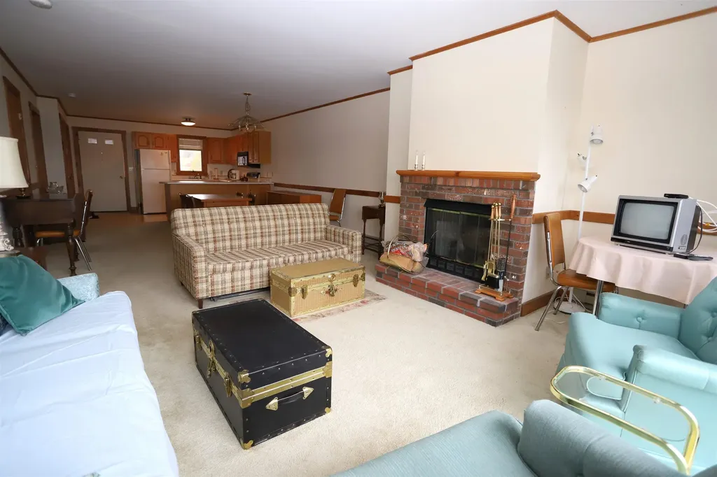 399 Holbrook Bay Commons Newport Town VT 05857