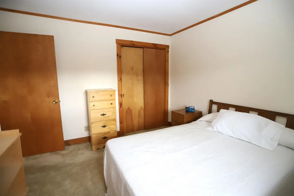 399 Holbrook Bay Commons Newport Town VT 05857