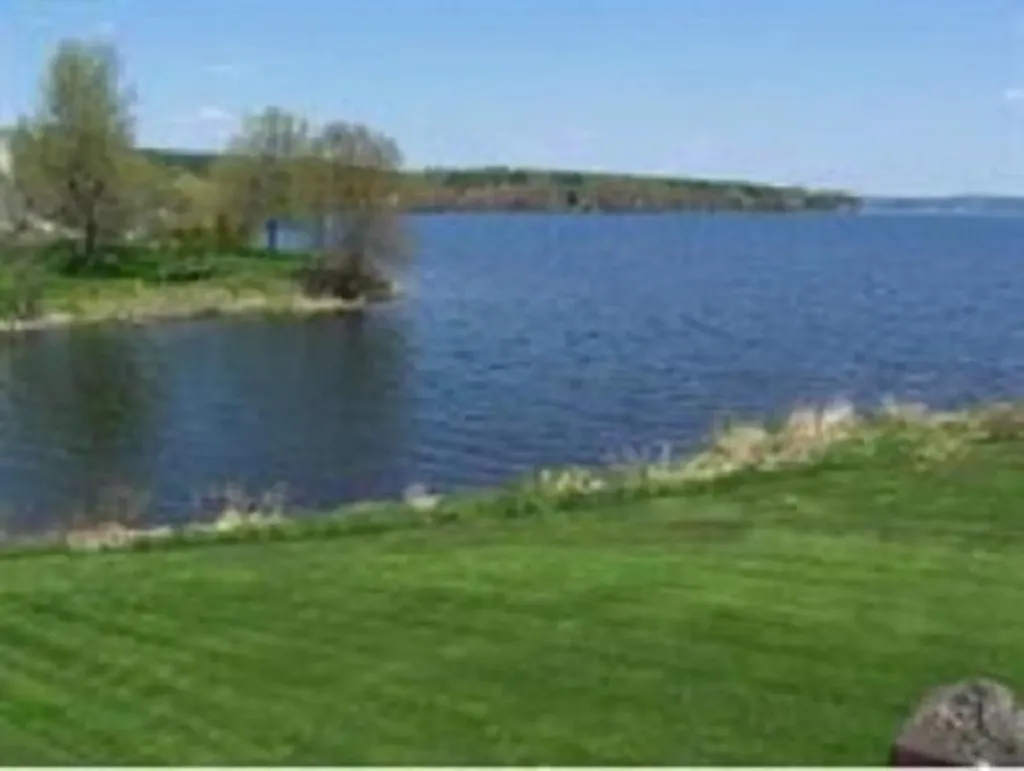 399 Holbrook Bay Commons Newport Town VT 05857