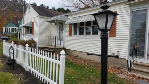 10 Riverside Drive Dover NH 03820