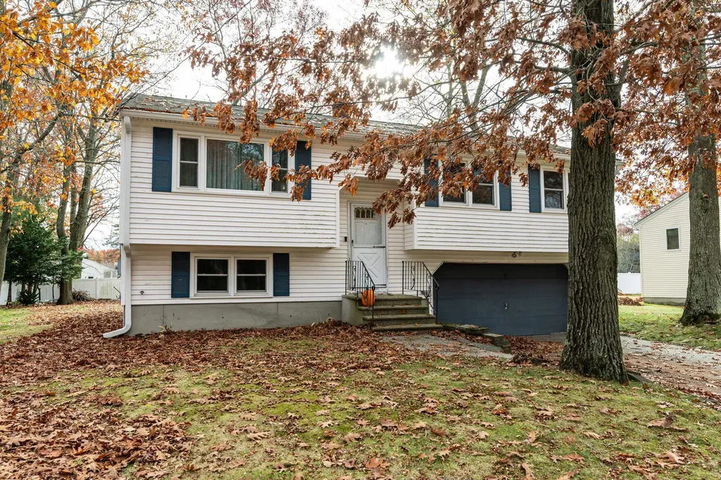 355 Holt Avenue Manchester NH 03109