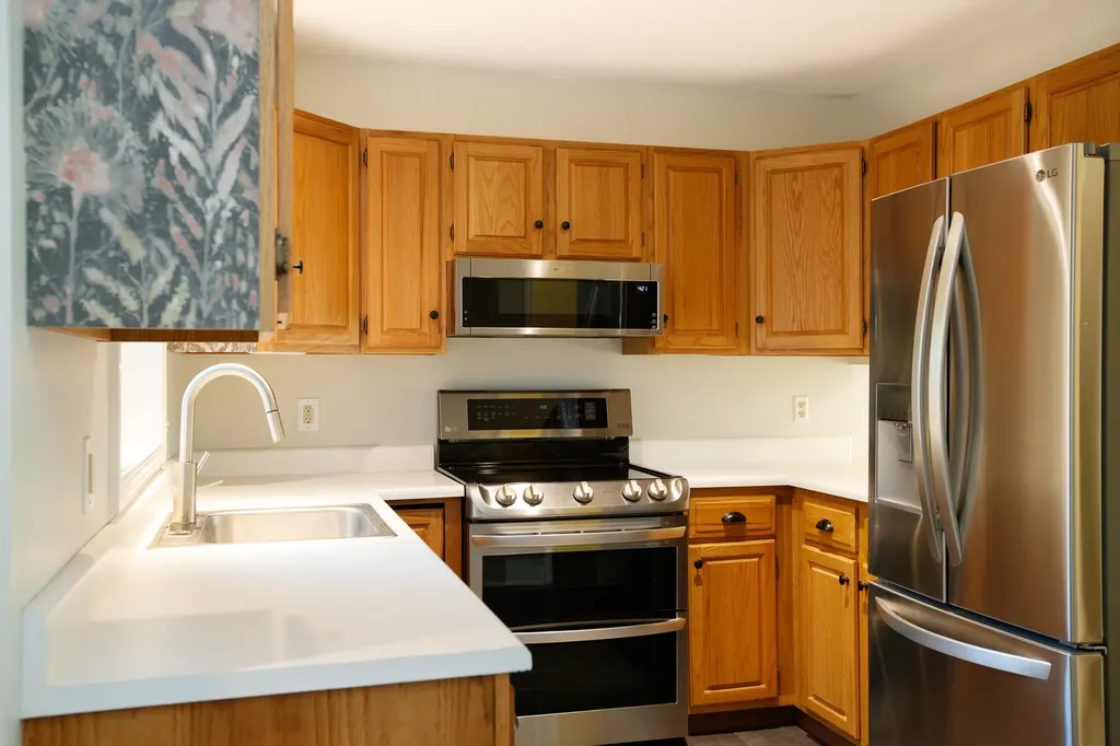 112 Mountain River East Road Thornton NH 03285