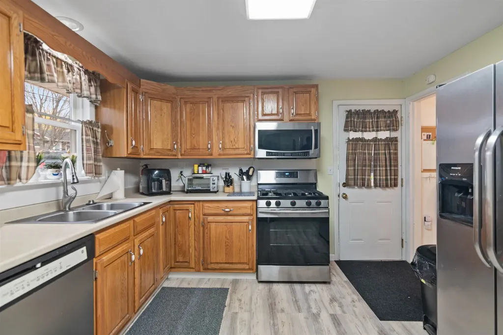 302 Lafountain Street Winooski VT 05404