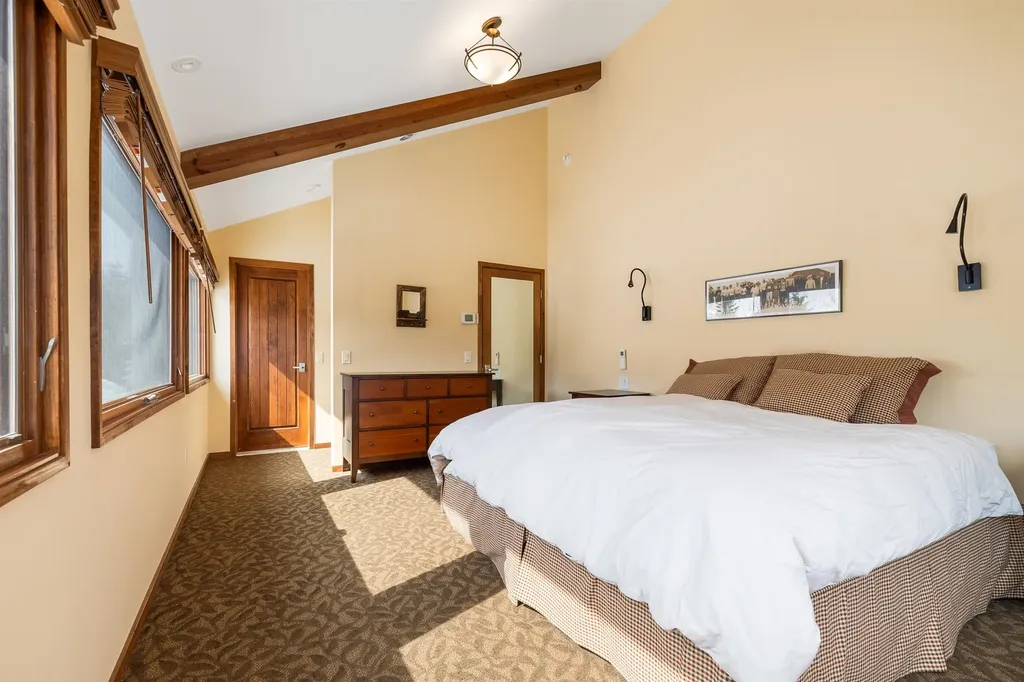 64 Tamarack Road Stratton VT 05155