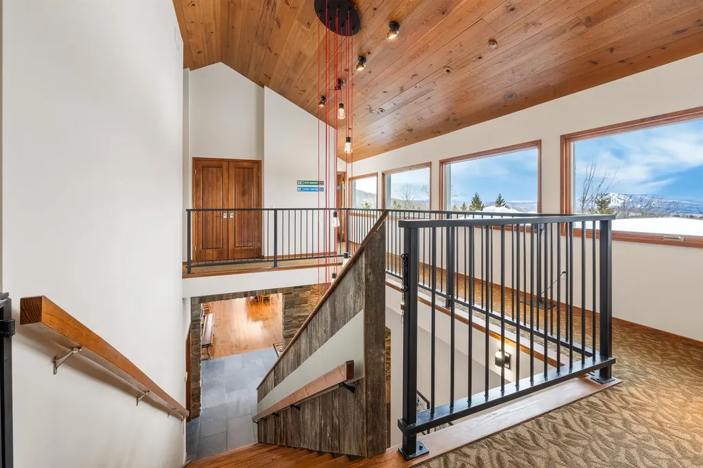 64 Tamarack Road Stratton VT 05155