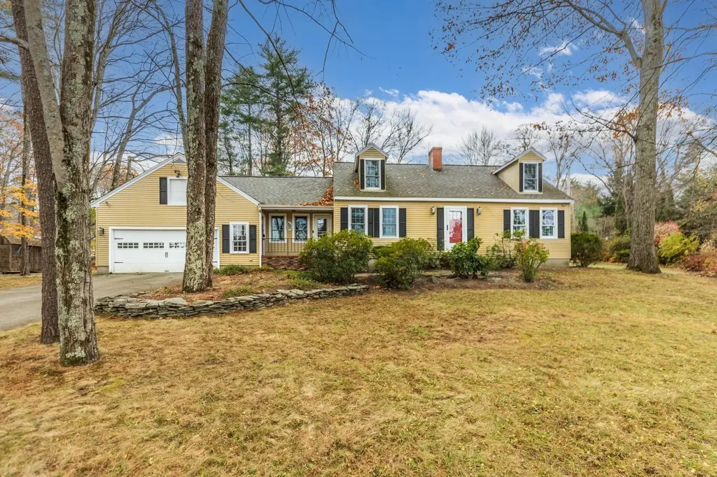 5 Edgewood Lane Rochester NH 03867