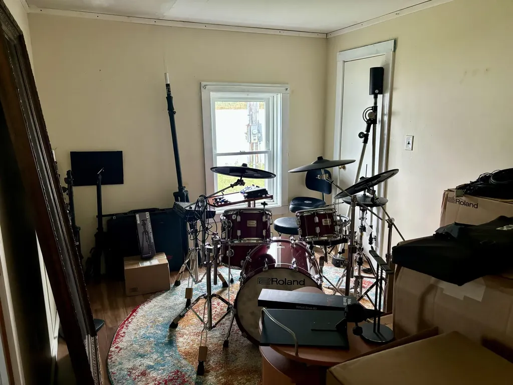 128 Caspian Avenue Hardwick VT 05843