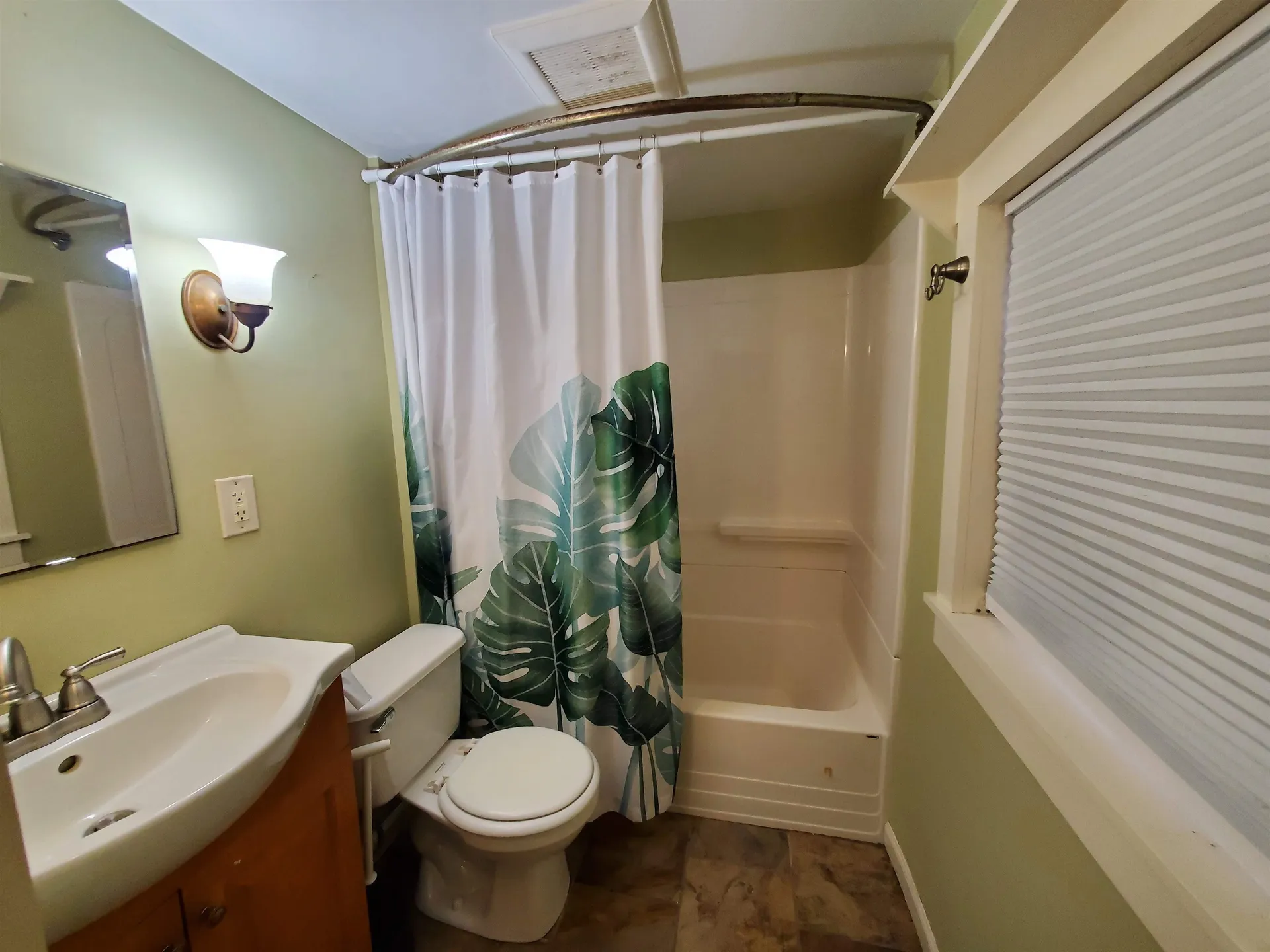 24 Wheatley Street Lebanon NH 03766