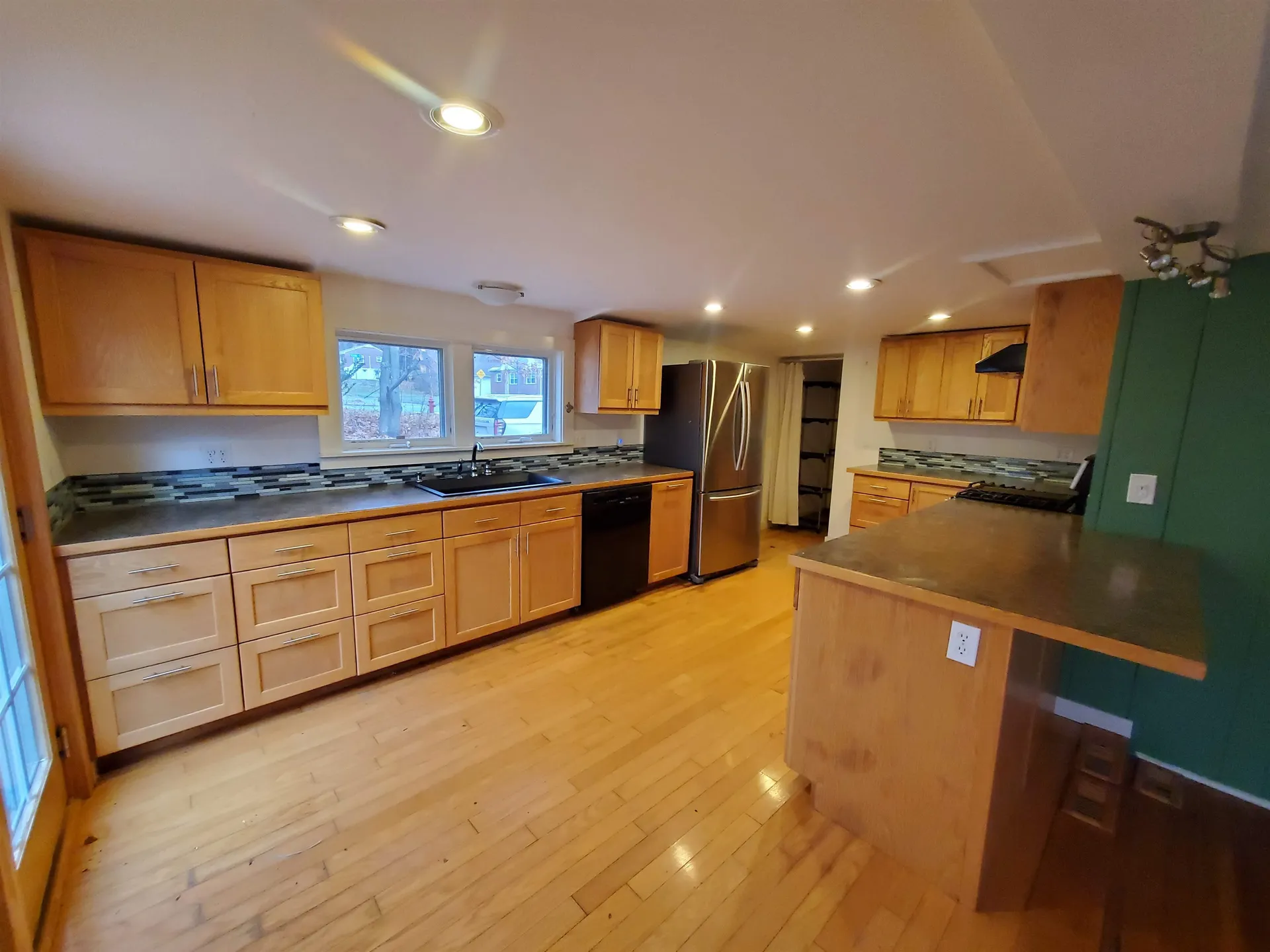 24 Wheatley Street Lebanon NH 03766