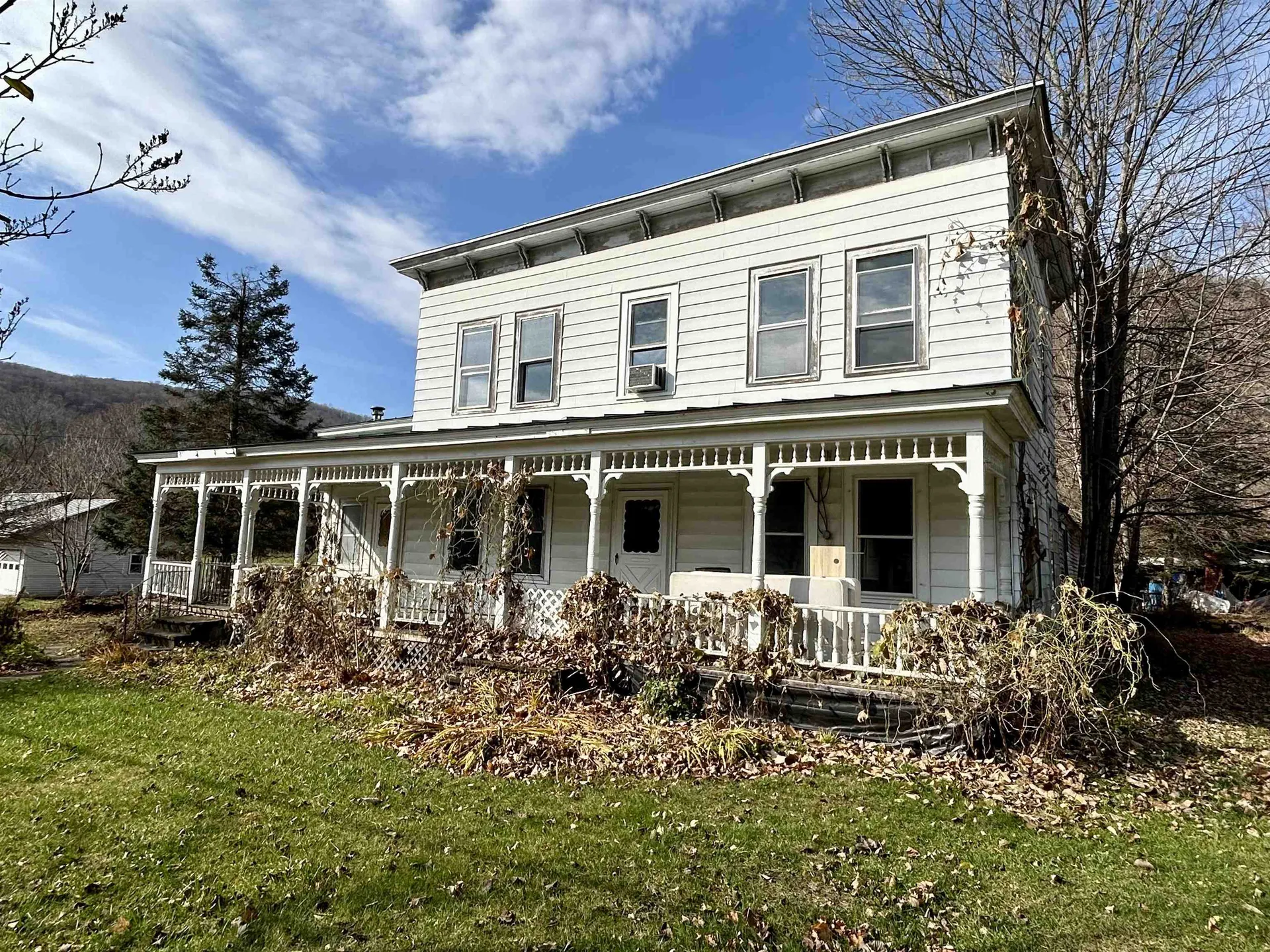 25 Upper Village Road Chelsea VT 05038