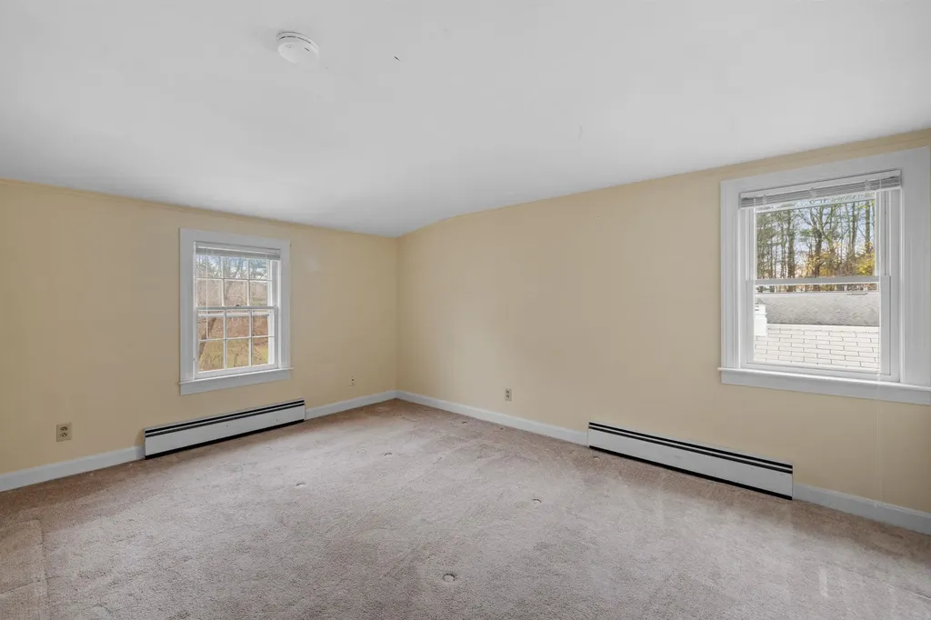 385 N. Main Street Wolfeboro NH 03894