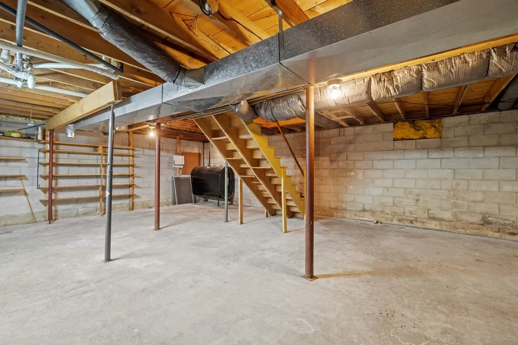 385 N. Main Street Wolfeboro NH 03894