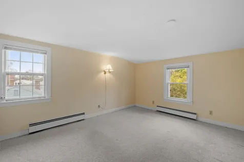 385 N. Main Street Wolfeboro NH 03894