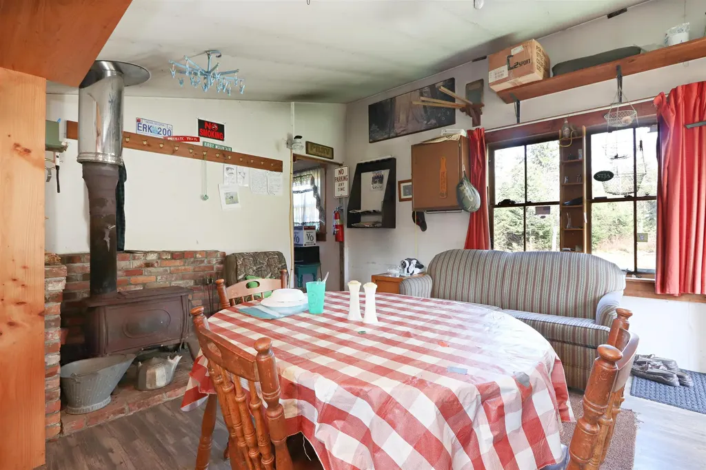 190 Victory Road Kirby VT 05819