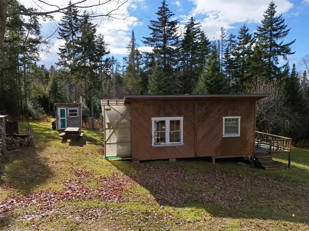 190 Victory Road Kirby VT 05819