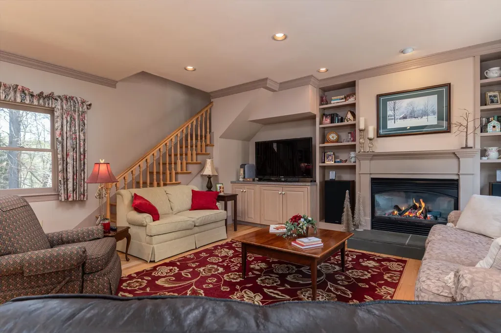 37 Breezy Hill Road Springfield VT 05156-0000