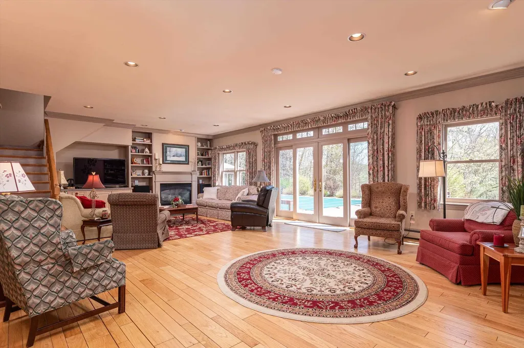 37 Breezy Hill Road Springfield VT 05156-0000