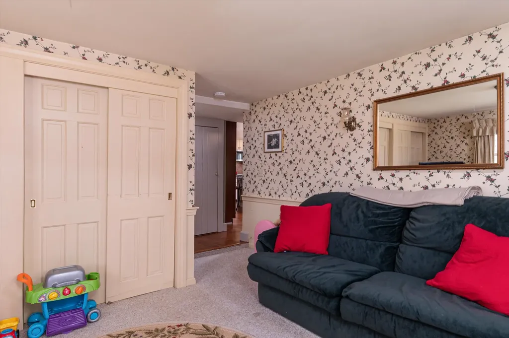 37 Breezy Hill Road Springfield VT 05156-0000