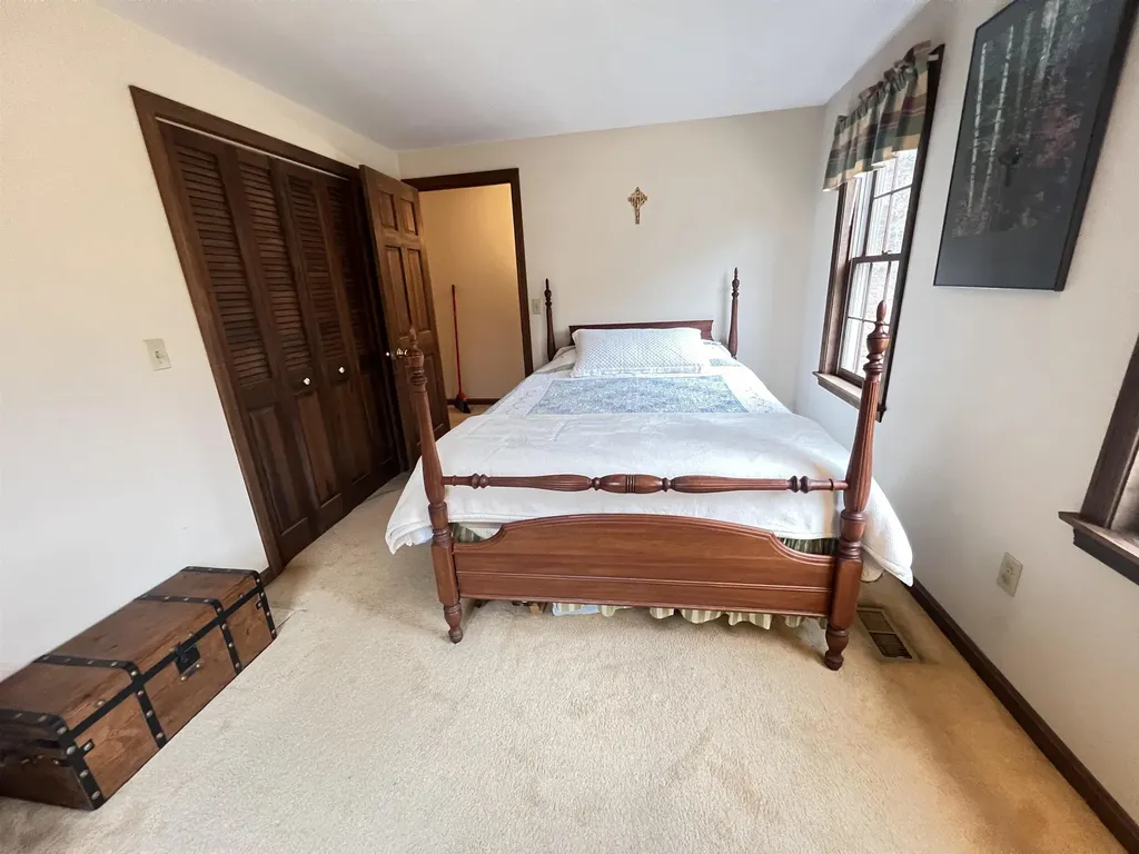 125 Old Mountain Road Northwood NH 03261