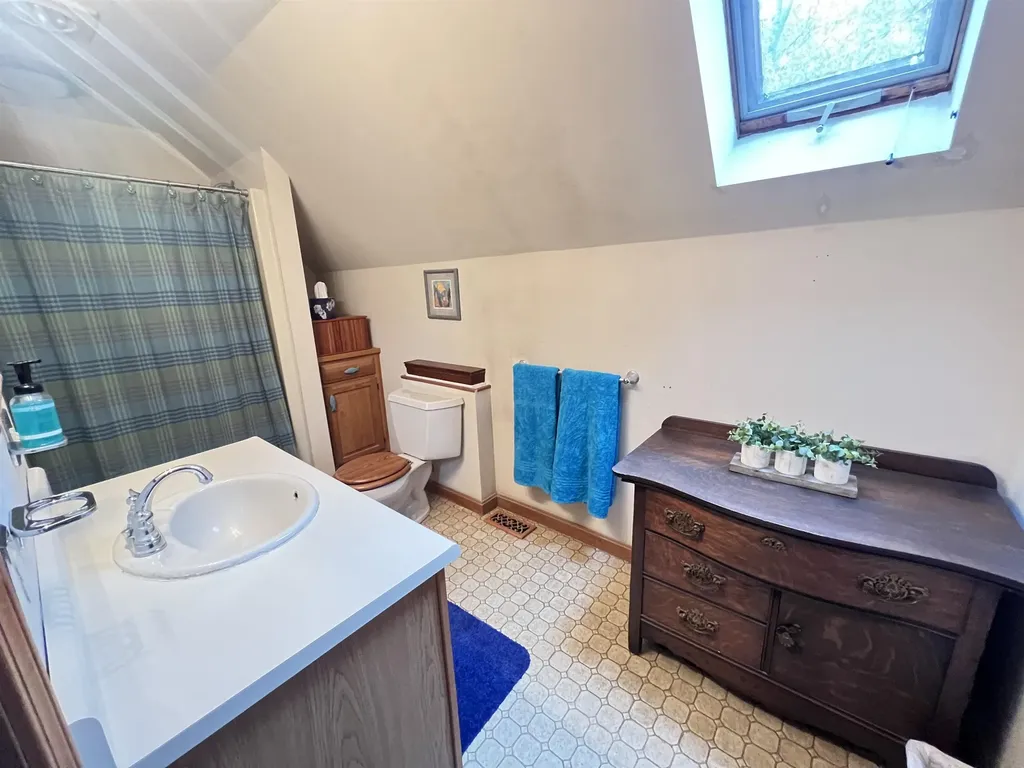 125 Old Mountain Road Northwood NH 03261