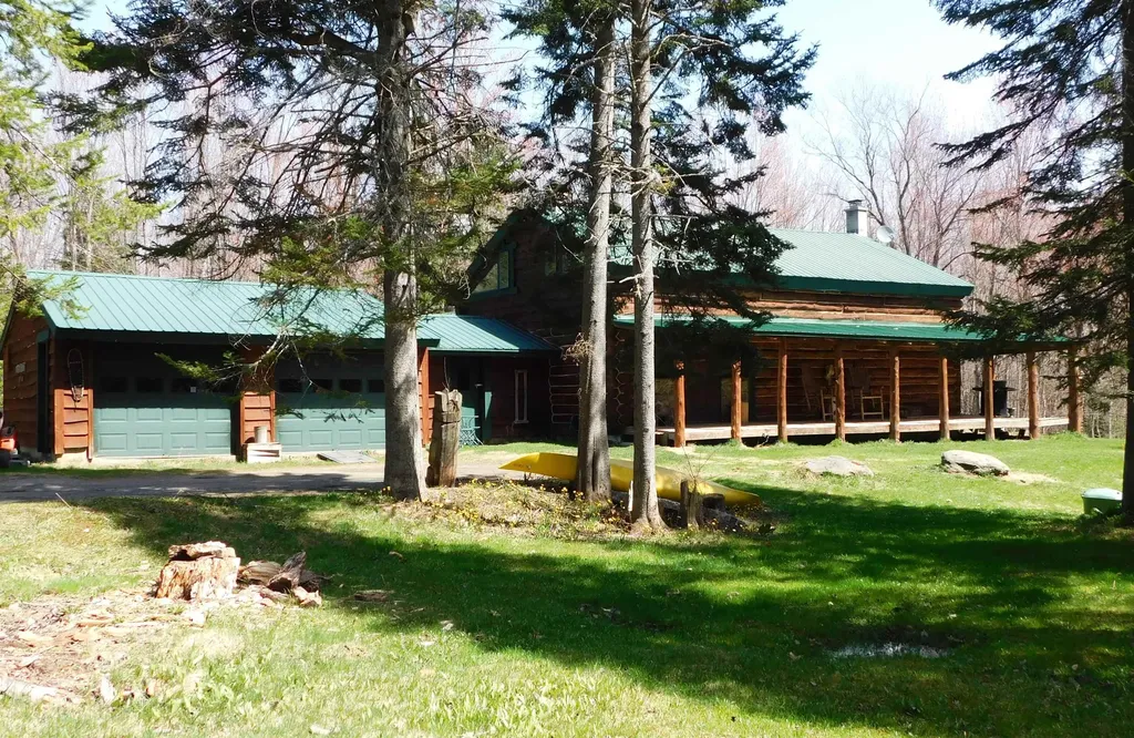 984 Mayhew Road Jay VT 05859