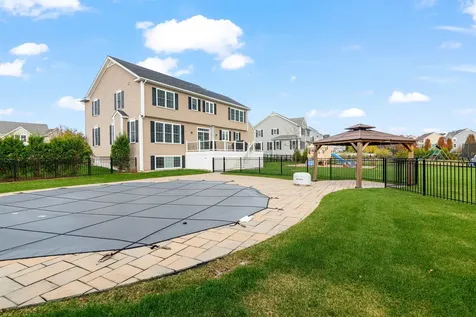 255 Crispin Drive South Burlington VT 05403