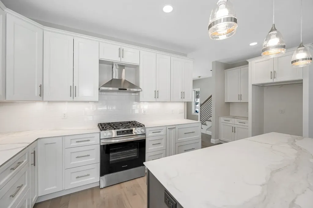 301 Shore Drive Salem NH 03079