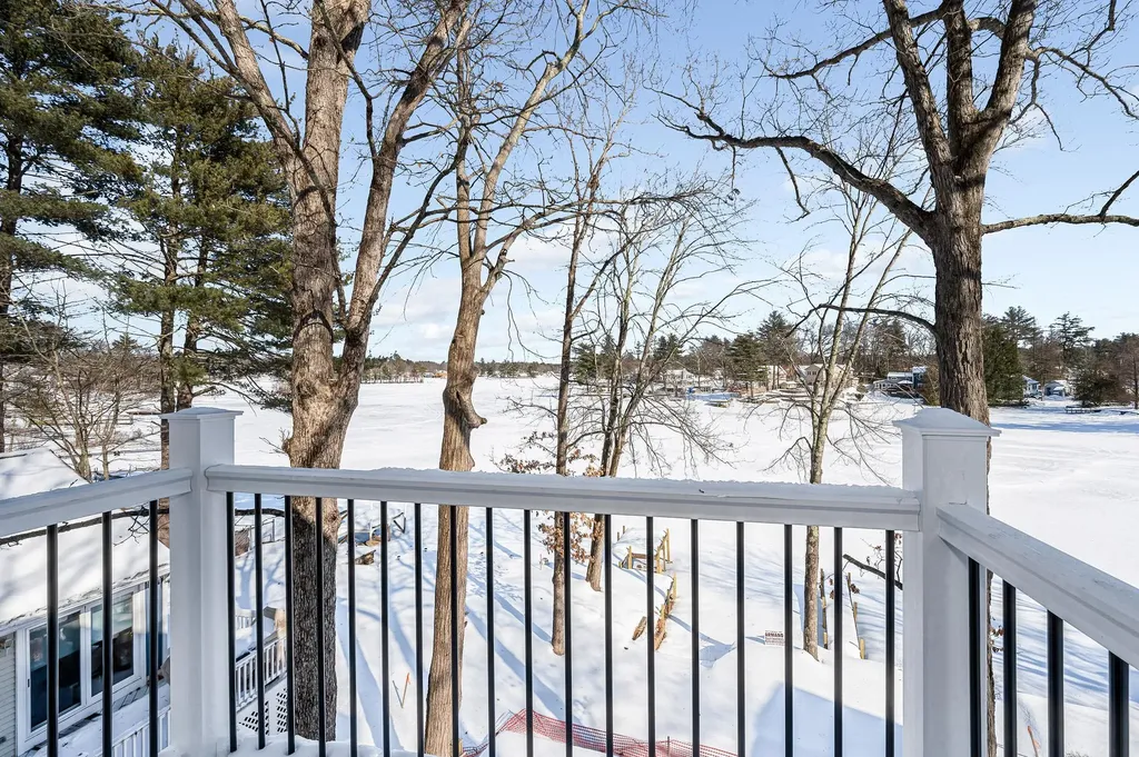 301 Shore Drive Salem NH 03079