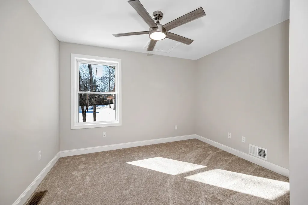 301 Shore Drive Salem NH 03079