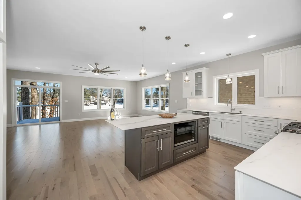 301 Shore Drive Salem NH 03079