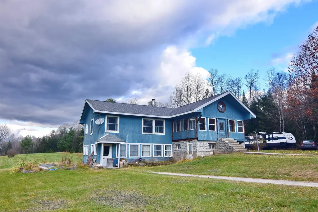 12,36 White Road Dalton NH 03598