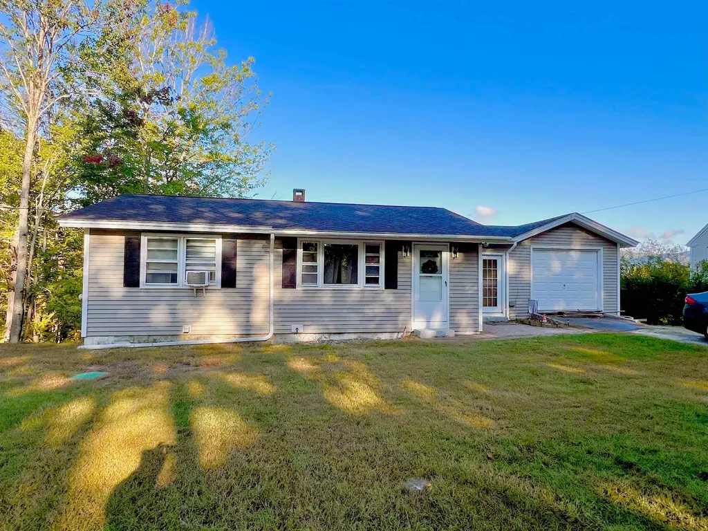 152 Ledge Hill Road Tuftonboro NH 03816