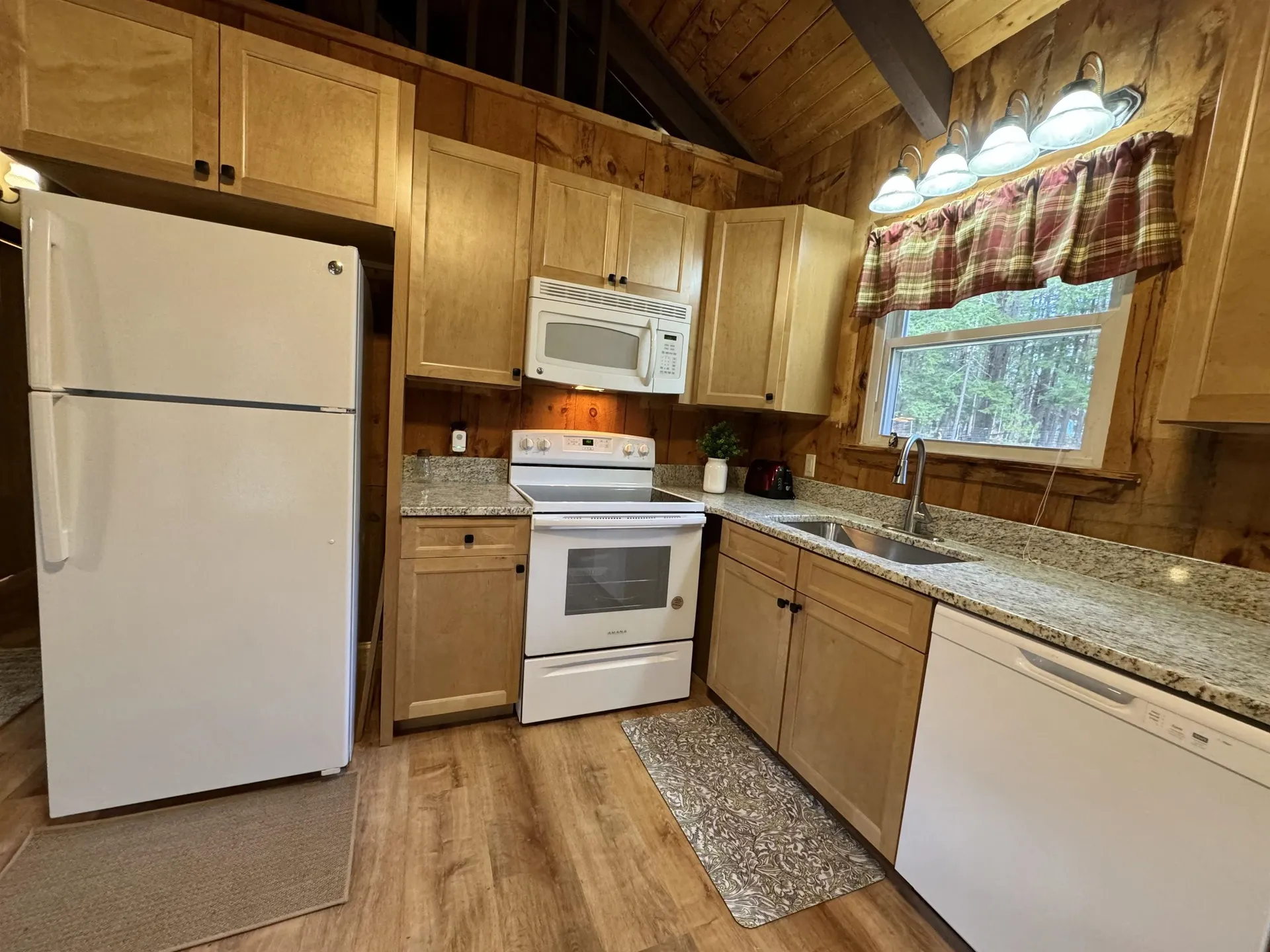 187 Limac Circle Conway NH 03813