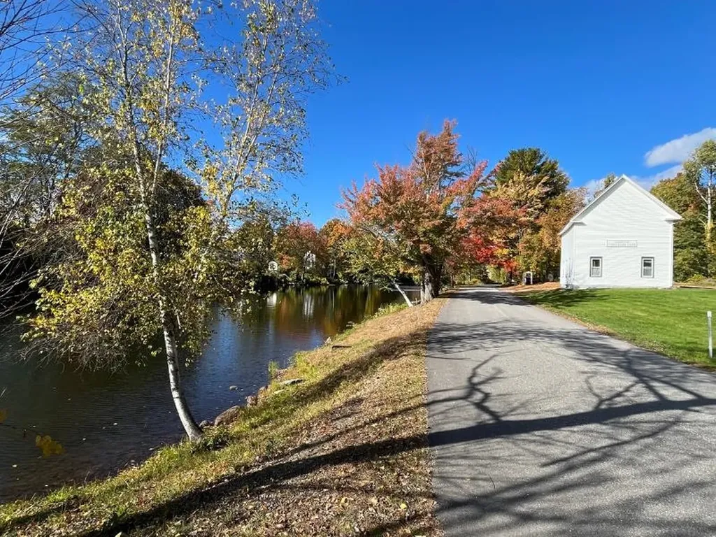 Pieters Road Andover NH 03216