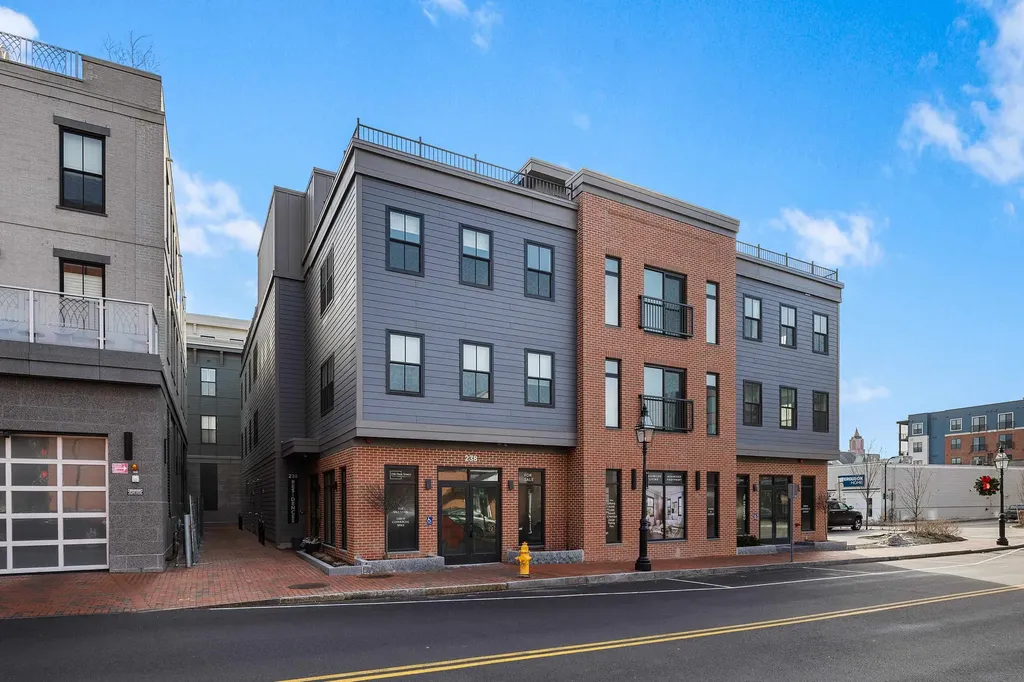 238 Deer Street Portsmouth NH 03801